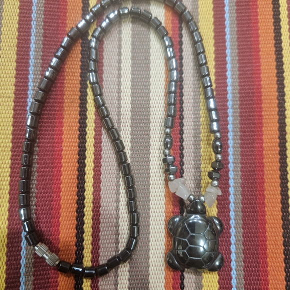 TURTLE  Necklace - Picture 1 of 3